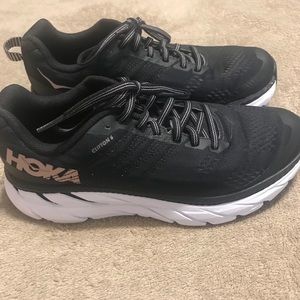 Hoka Clifton 6